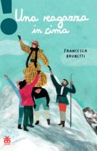 Una ragazza in cima